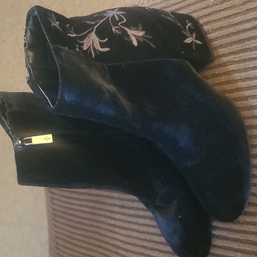 KENNETH COLE RENNA BLUE VELVET CHUNKY HEEL VELVET BOOTS SIZE 8